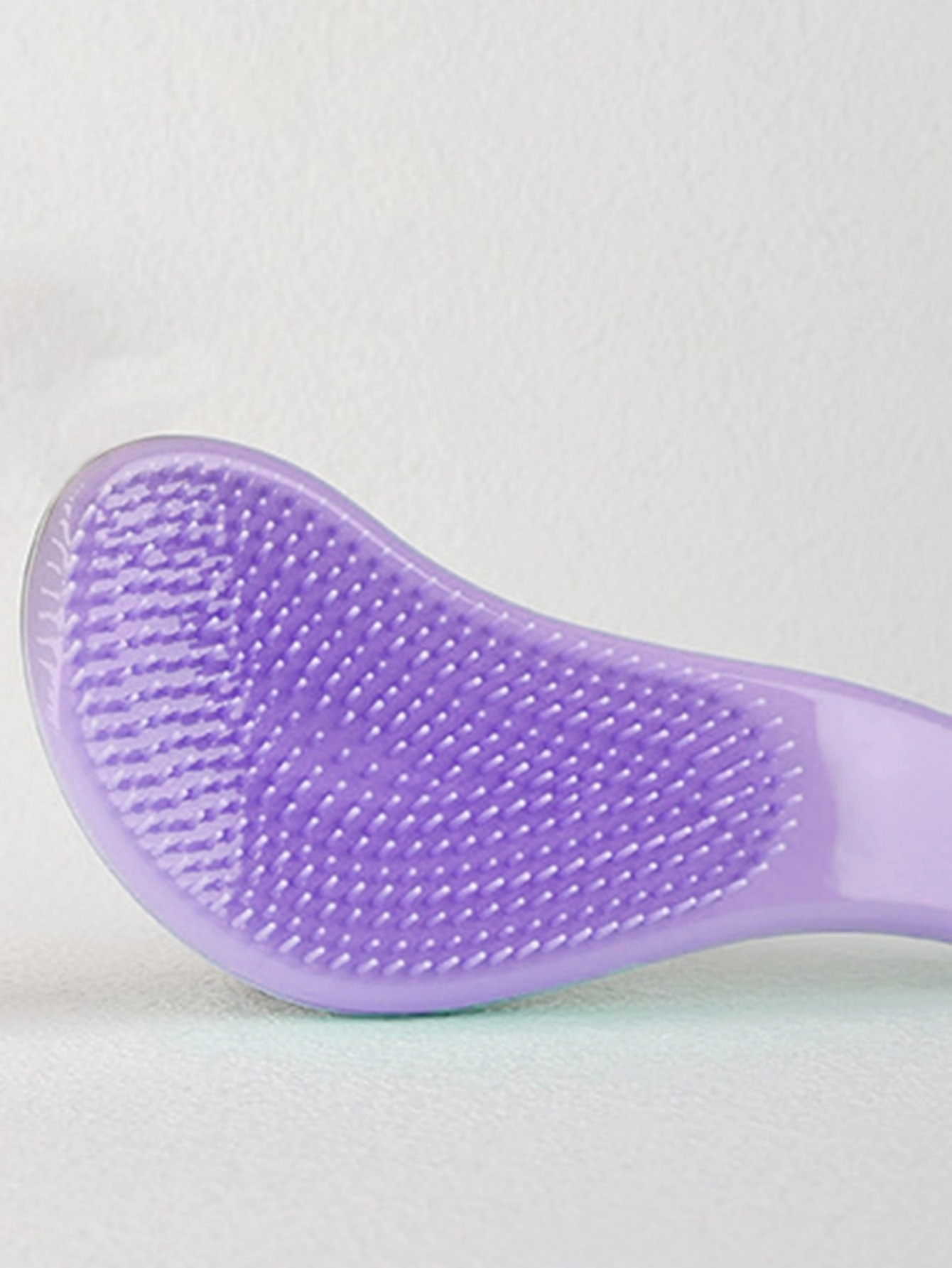 1 Pc Massage Comb Anti Static Massage Hair Brush ABS Soft Teeth Hair Smoothing Scalp Massage Comb Portable Magic Handle Hair Comb Shower Massage Hairbrush Combs Salon Hair Styling Tool For Woman And Man