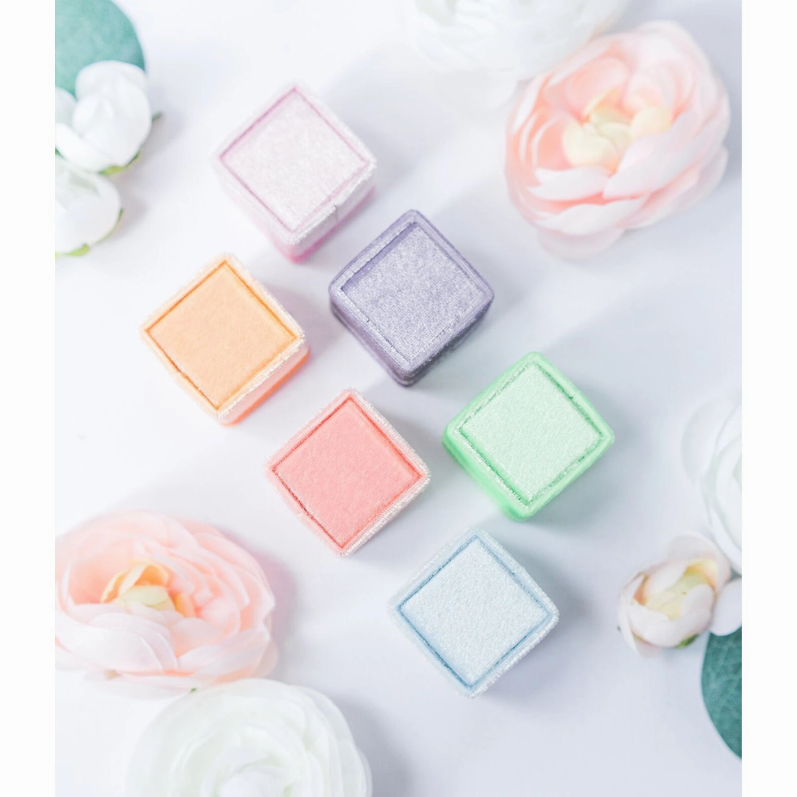 "Heirloom" Velvet Ring Slot Box in Assorted Pastels