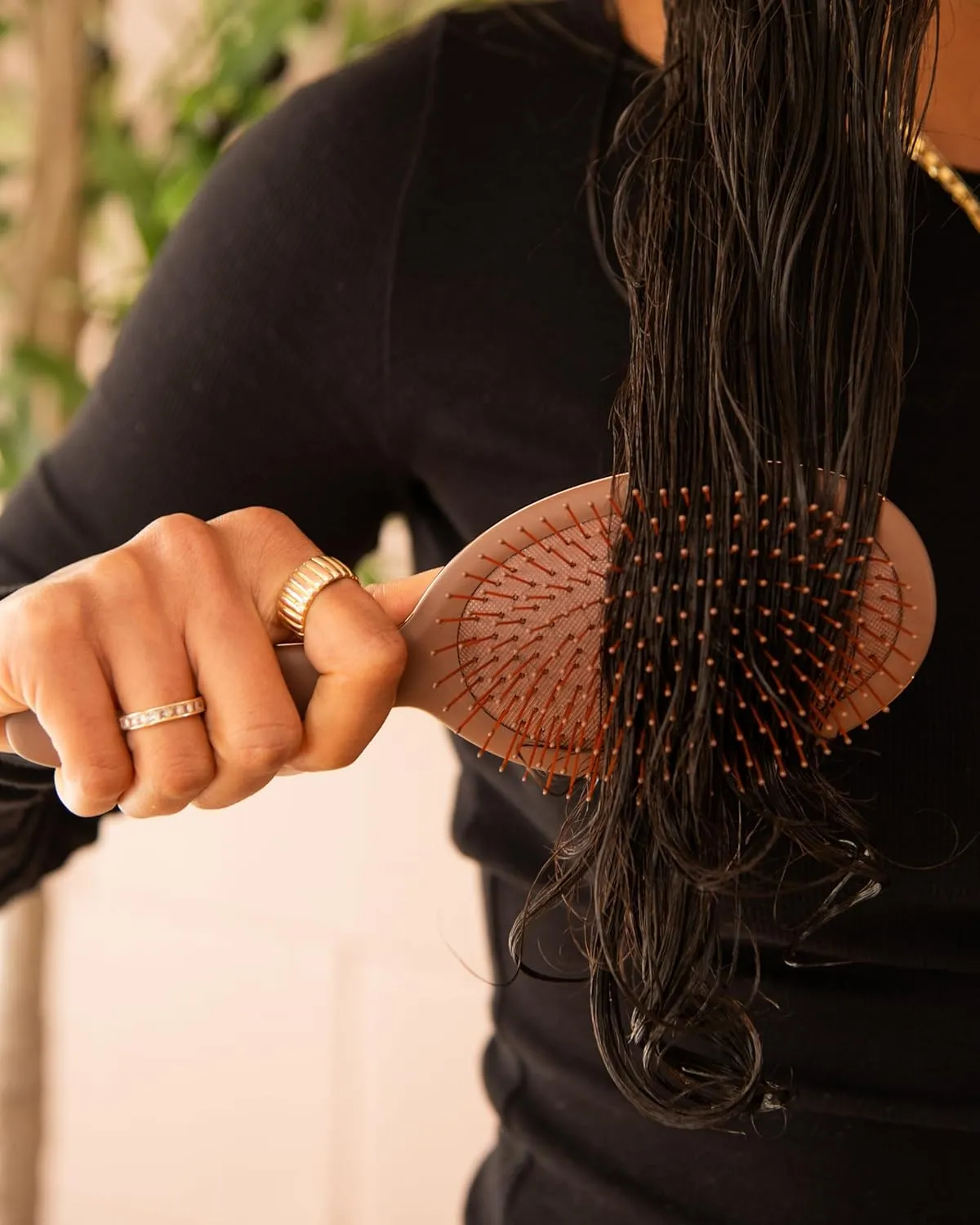 FRAMAR Chocolate Hair Brush Detangler – Wet Hair Brushes For Women, Womens Hair Brush, Hair Accessories, Hairbrush For Women, Cepillos Para Cabello, Reduces Breakage – Detangle Brush