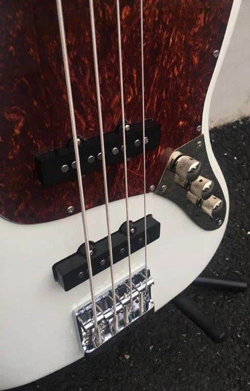 GAMMA [SOLD] Custom J17-04, Beta Model, Vintage White