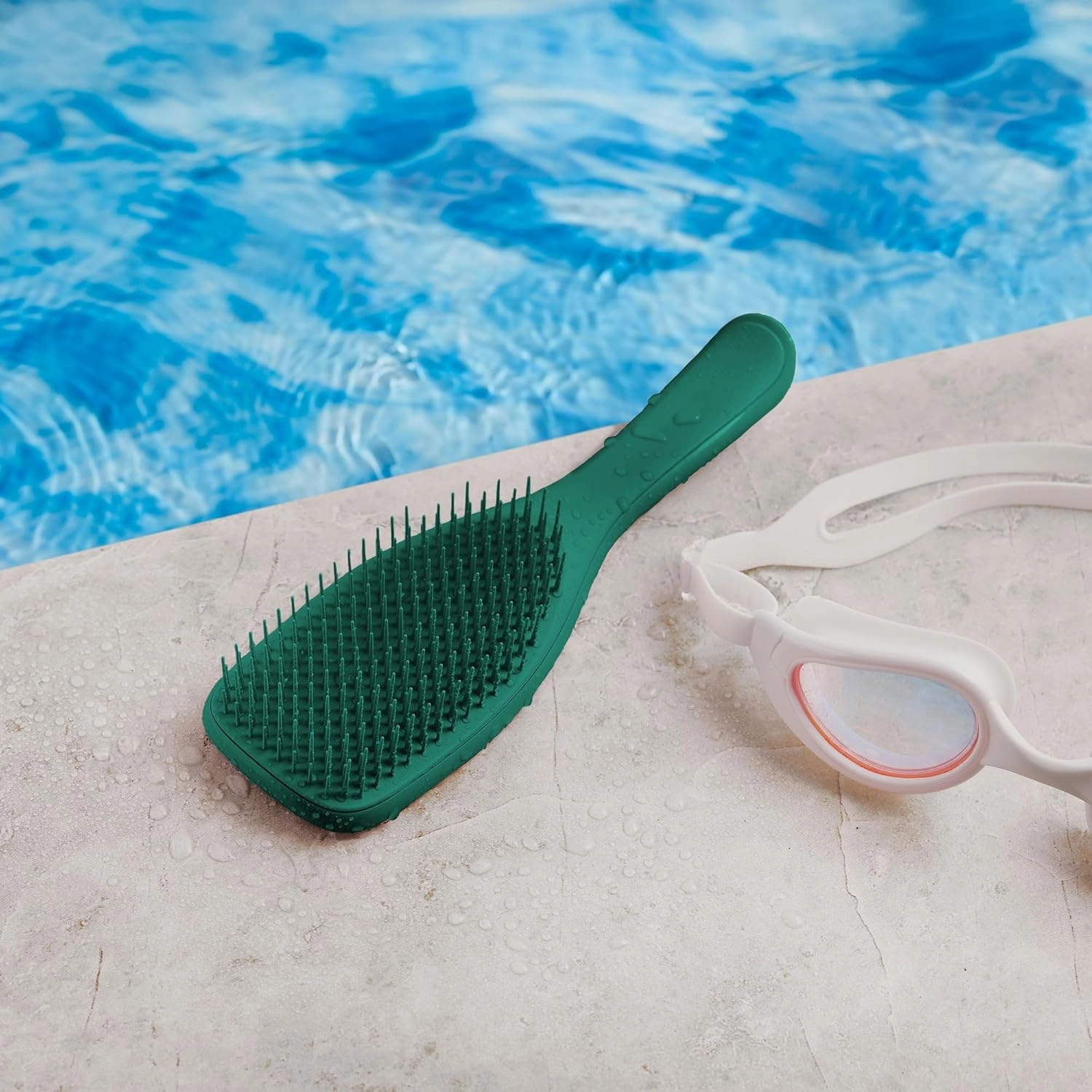 Tangle Teezer Ultimate Detangler Brush for Wet & Dry Hair, Eliminates Knots & Reduces Breakage for All Hair Types, Amazon Exclusive Emerald Green