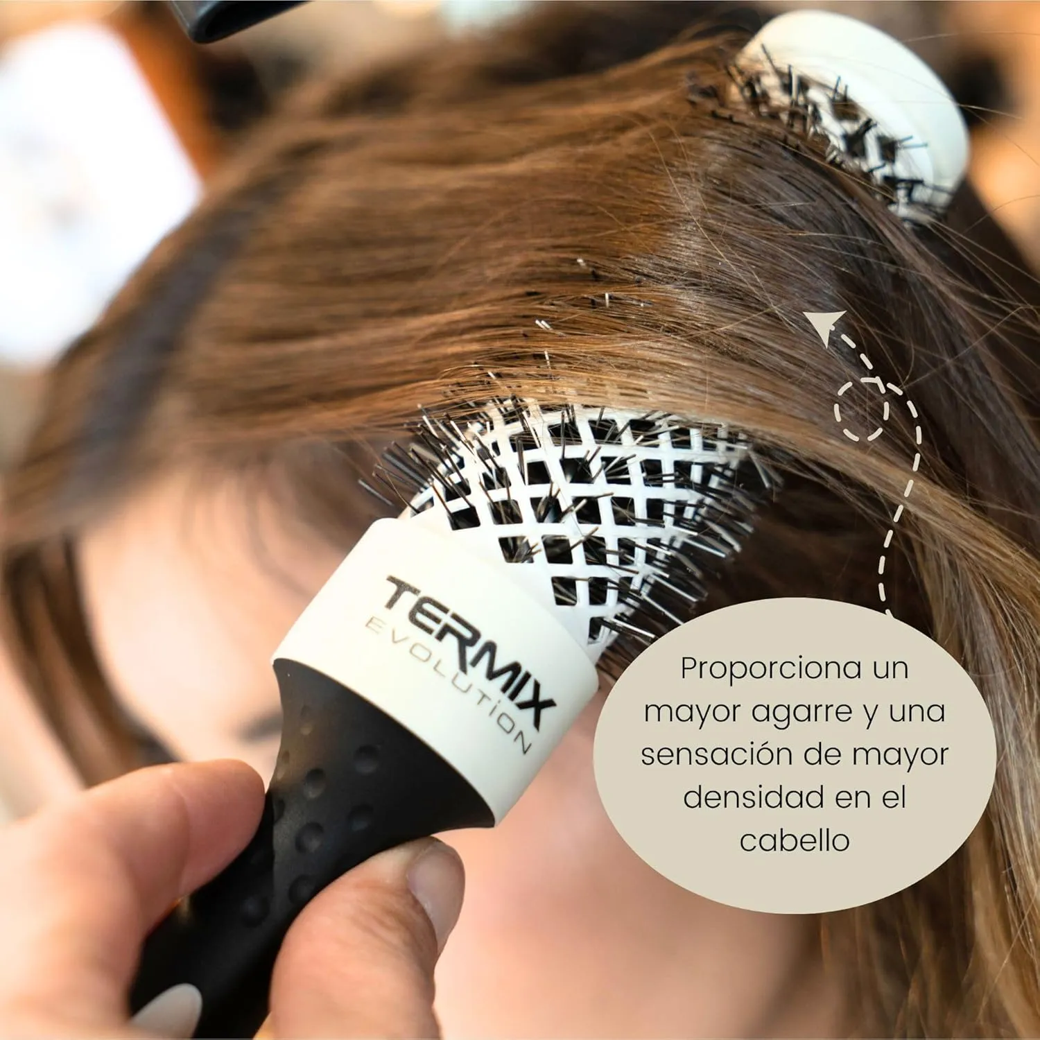 Termix Evolution Soft Ø 17 mm-Hairbrush for thin hair with ionized bristles specially for thin and delicate hair.