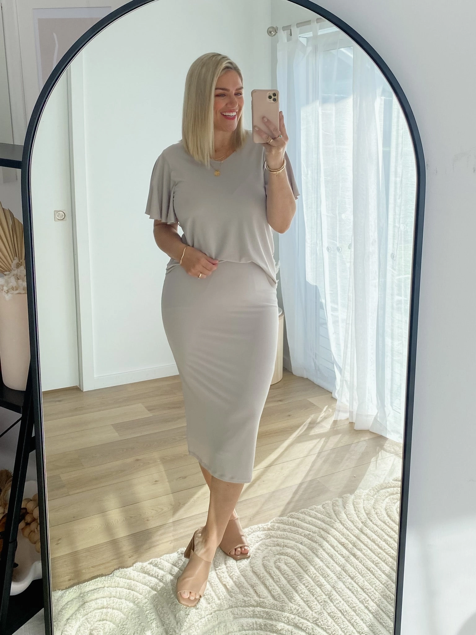 Wing Jersey Reversible Flutter Top in Champagne